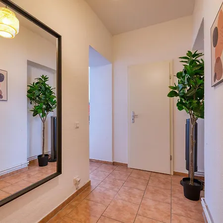 Staywell - Bright In Prenzlauer Berg Apartment *