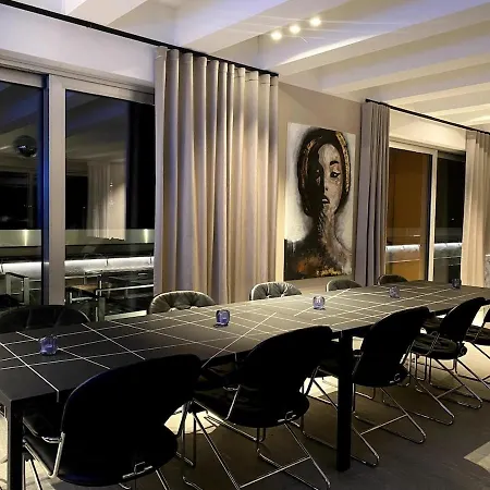 Highclass Luxury Penthouse Near Kudamm Berlin