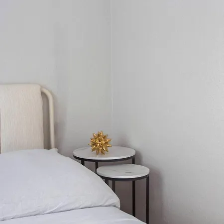 Ground Floor 10 In Pberg Berlin