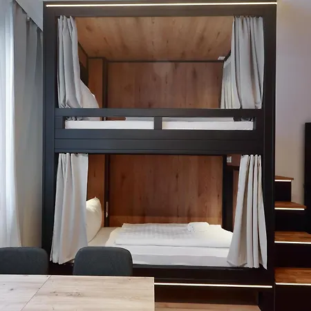 Hevals Cosycabin *
