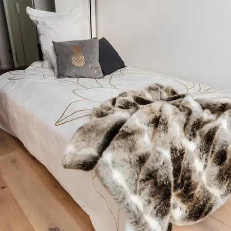 Oomph The Chic Nest Apartment