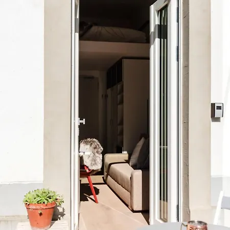 Oomph The Chic Nest * Berlin