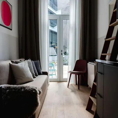 Oomph The Chic Nest Apartment Berlin