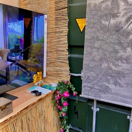 Inner Tiny House Apartment