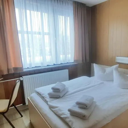 Central-hotel Tegel Отель 2*