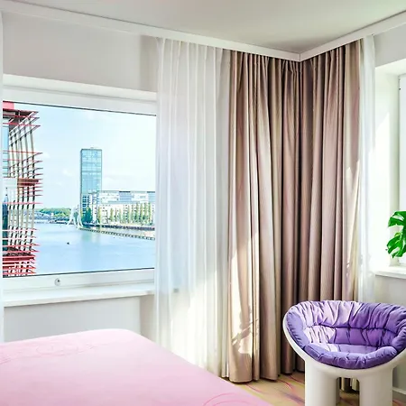 Hotel Nhow 4*