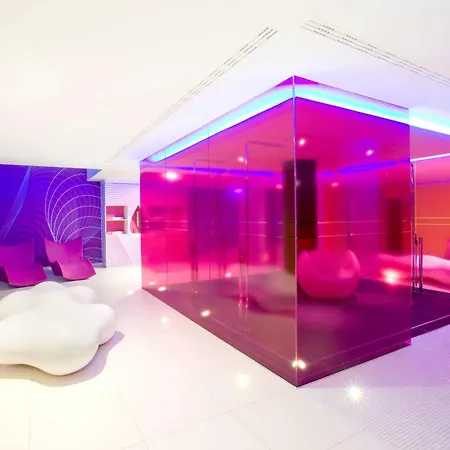 Nhow Hotel