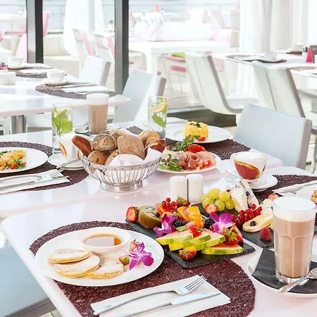 Nhow Hotel 4*