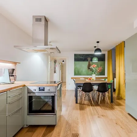 Apartment Unique Ap Kreuzberg 4 Bed