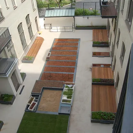 Aptc Downtown Monument4rent Near Checkpoint Charlie Apartment