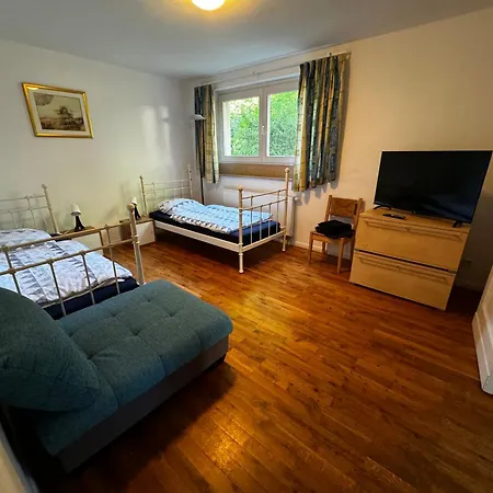 Beautiful House In Zehlendorf Holiday home *