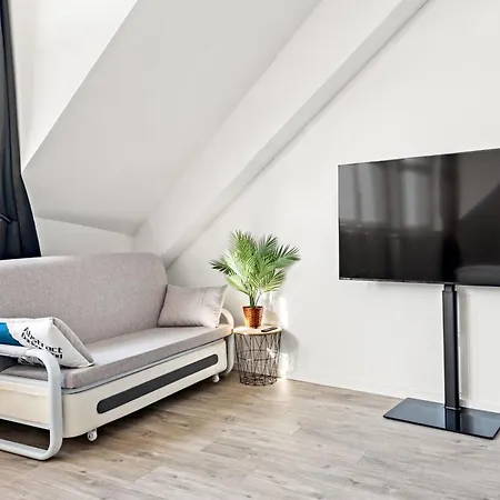 Mint Ueber Der Stadt Parken Kueche Wifi Apartment Berlin