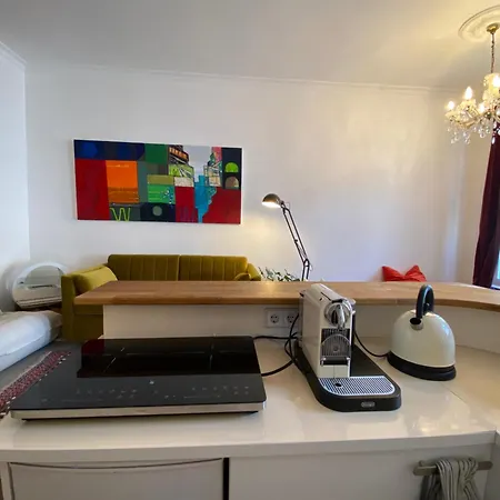 Beautiful Popular Area Apartment *