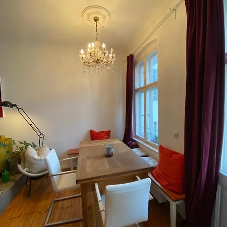 Beautiful Popular Area Apartment Berlin