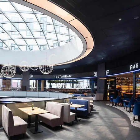 Mercure Moa 4*