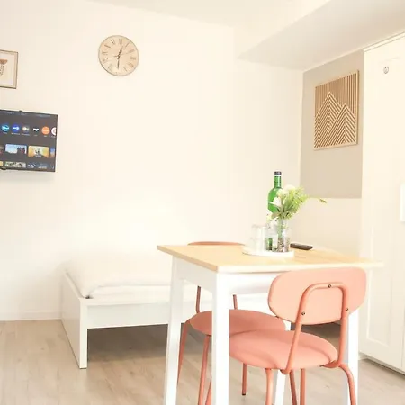 Little Sweet 3 Apartment *