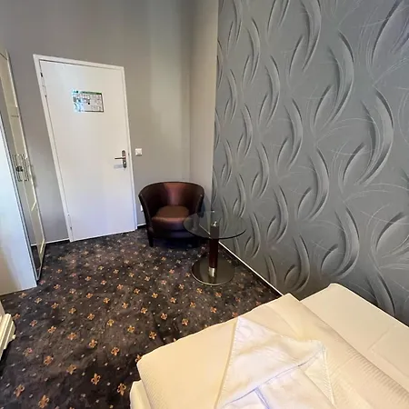 Hotel Gasteiner Hof 2*