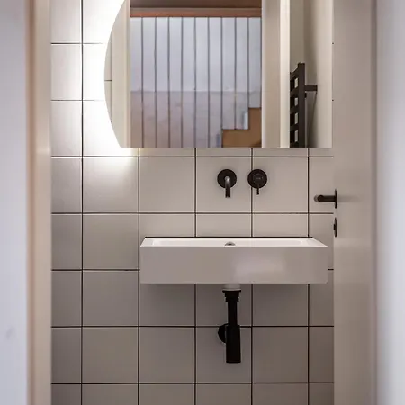 Lejlighed Coolest In Berlin, Easy Check-in, Close To Center, Black & White Maisonette #6