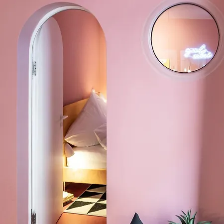 Coolest In Berlin, Easy Check-in, Crazy Style, Close To Center #5 Apartment