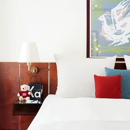 Living Weissensee Apart Otel Berlin
