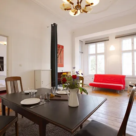 Elegante Altbauwohnung Apartment Berlin
