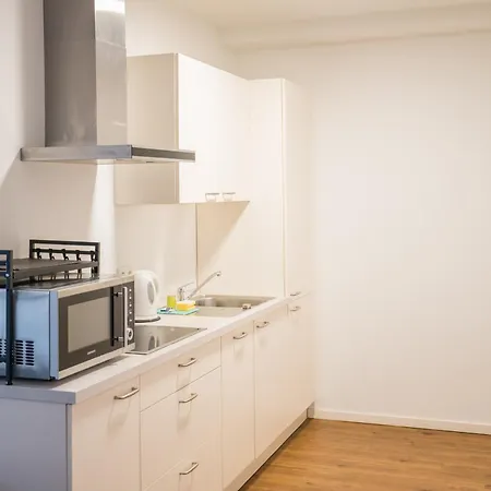 Fantastic 2 Bedroom Apartment *