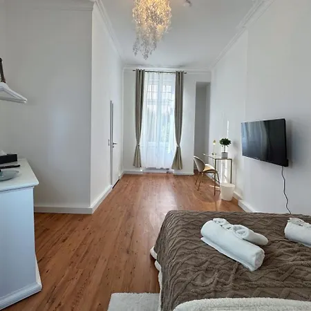 L Spacious Luxury In Prenzlauer Berg