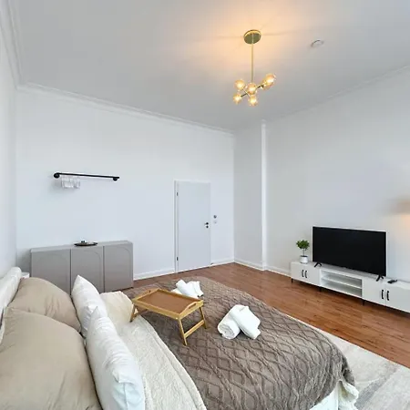 Apartament L Spacious Luxury In Prenzlauer Berg