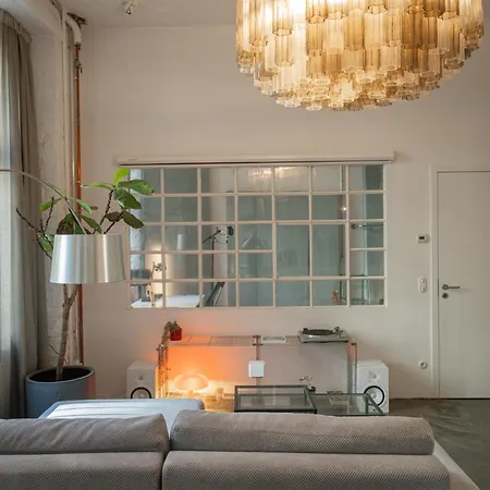 Design Loft Mit Musikstudio In Mitte *