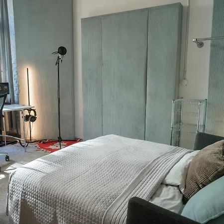Apartment Design Loft Mit Musikstudio In Mitte *