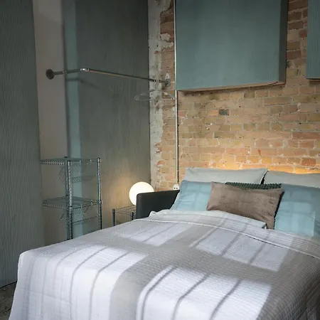 Design Loft Mit Musikstudio In Mitte *