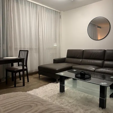 Fast Transport To Prenzlauer Berg & Friedrichshain Appartement Berlijn