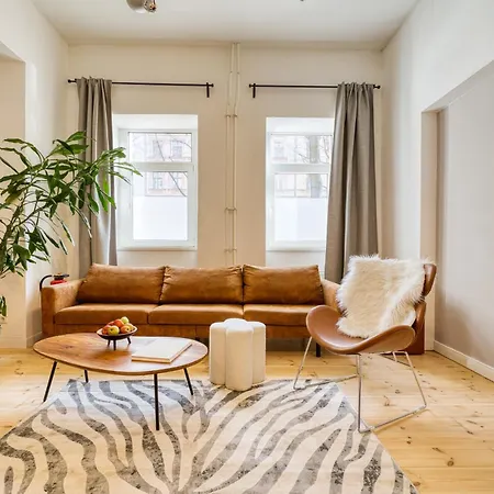 Apartment Mitten Im Kreuzberger Kiezleben - Geraeumig & - 3 Sz Auf 140qm