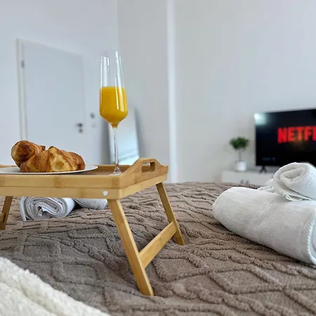 L Spacious Luxury In Prenzlauer Berg Berlin