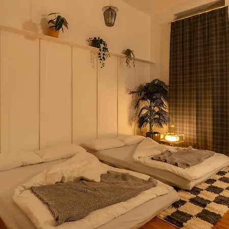 Apartment Stylisches In Zentraler Kreuzberger Kiezlage *