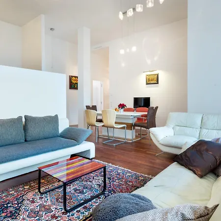 Big Loft In Marthashof *