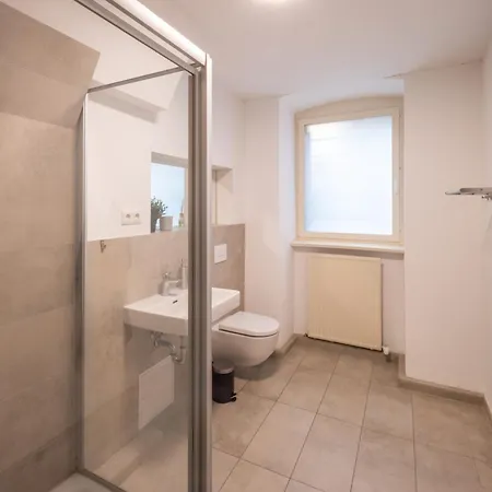 Apartment 100qm2, Superior Suite, 8 Beds, Rain Shower *
