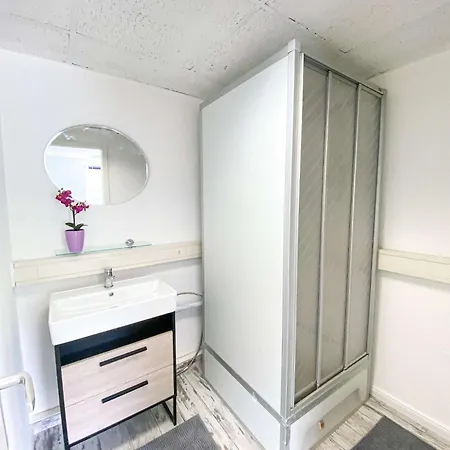 Apartment Top-wohnung Fuer Gruppen 15 Min Zum Alex Parken
