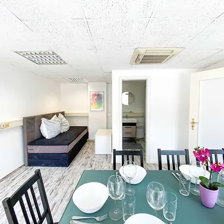 Top-wohnung Fuer Gruppen 15 Min Zum Alex Parken Apartment *