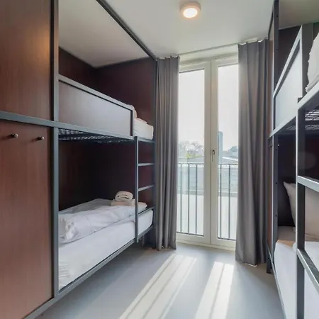 Hostel Ar