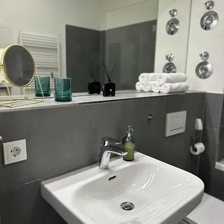 Design Loft Am Hauptbahnhof - Modern Mit Parkplatz
