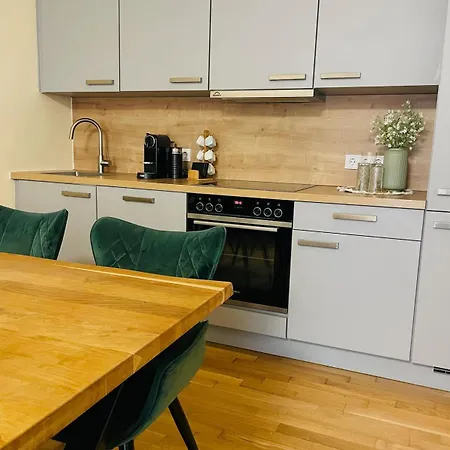 Design Loft Am Hauptbahnhof - Modern Mit Parkplatz Apartment