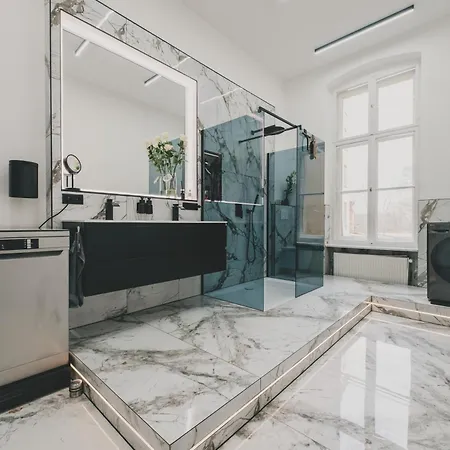 Zentral Gelegenes Fuer Bis Zu 6 Personen Am Alexanderplatz Appartement Berlin