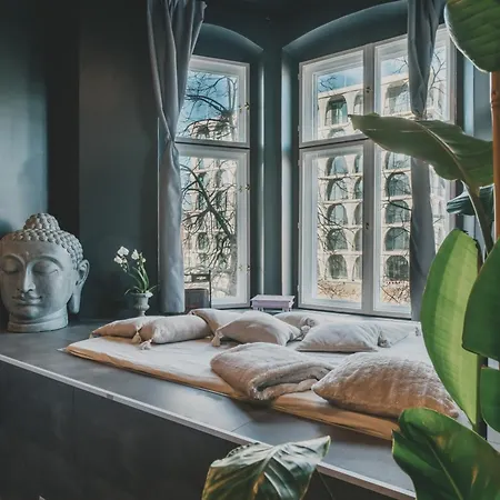 Altbau-loft Fuer 12 Personen Am Alexanderplatz *