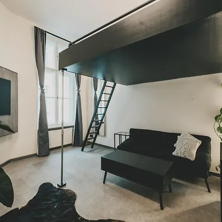 Altbau-loft Fuer 12 Personen Am Alexanderplatz Apartment *
