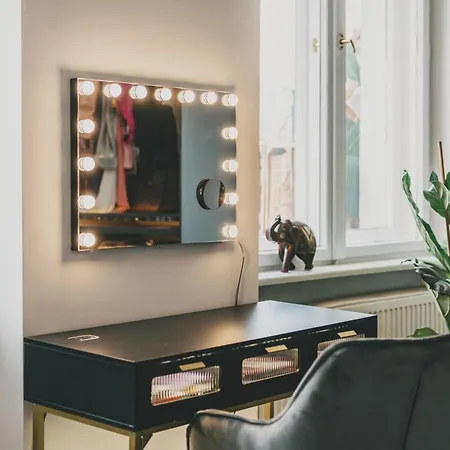 Apartment Altbau-loft Fuer 12 Personen Am Alexanderplatz