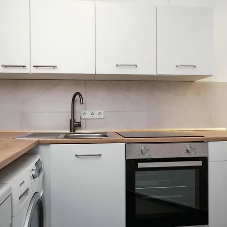 Staywell - Urban X-berg Grand Loft Apartment