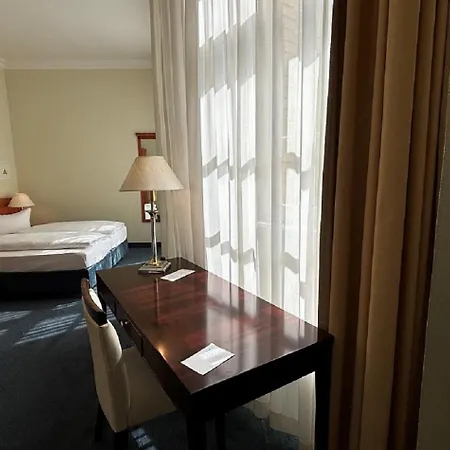 Wyndham Garden Mitte Otel