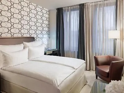 Hotel H10 Ku'damm