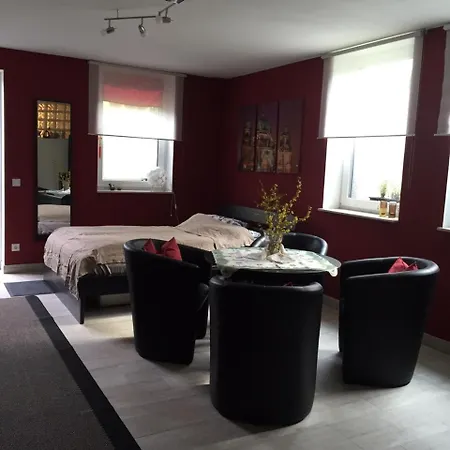 Apartment Mit Garten, Kamin U. Whirlpool